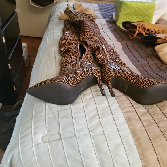 Fashion Nova Over-The-Knee Boots - Picture 3 of 5